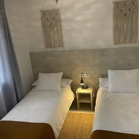 Primera Línea De Playa Con Vistas Al Mar Apartamento